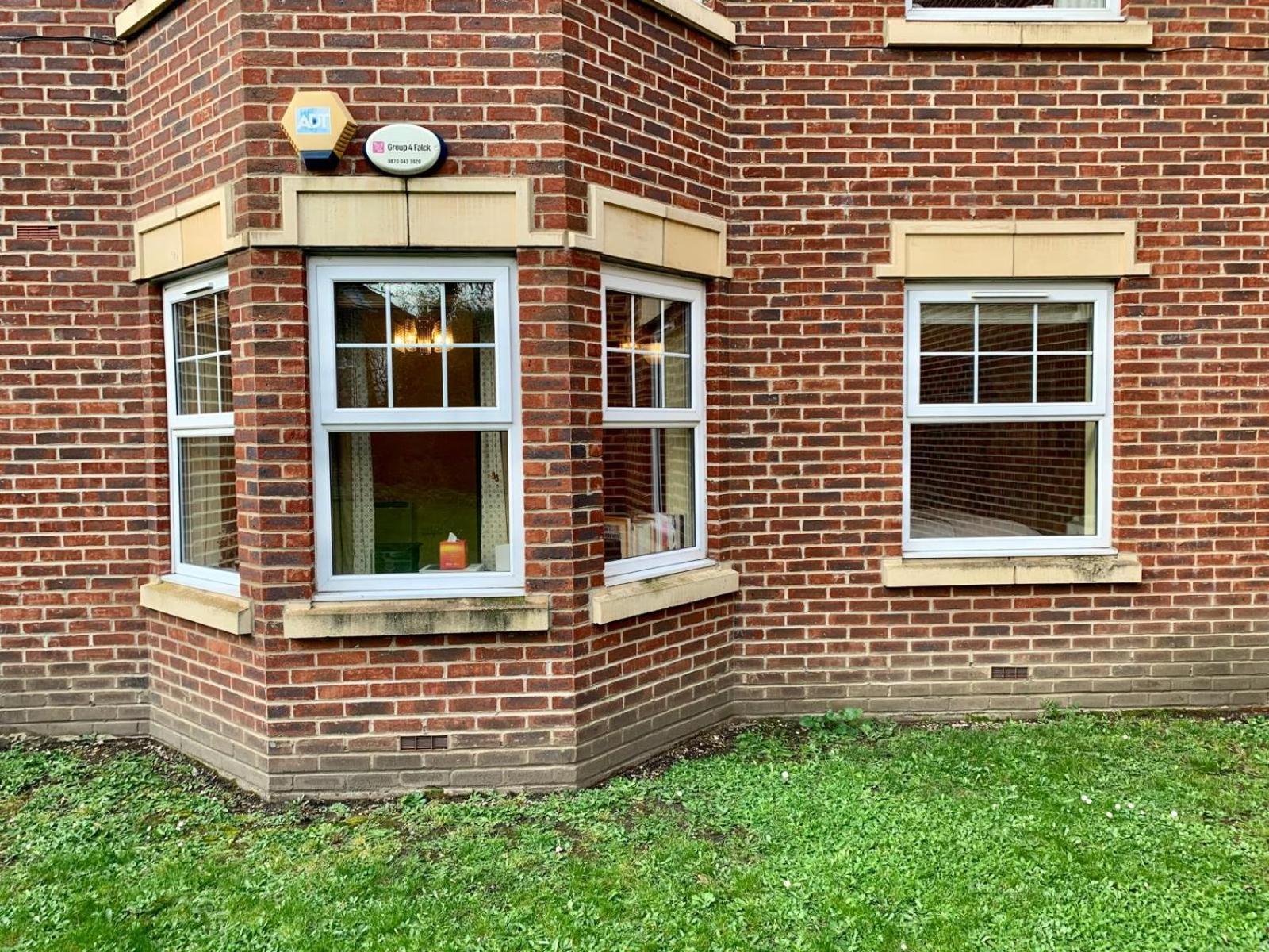 Peaceful Garden View Apt. Close To Central London Exterior photo